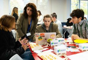 CIS University Hackathon 2022 otra manera de conectar con el mundo laboral