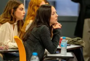 Carrera laboral y roles en Humanidades