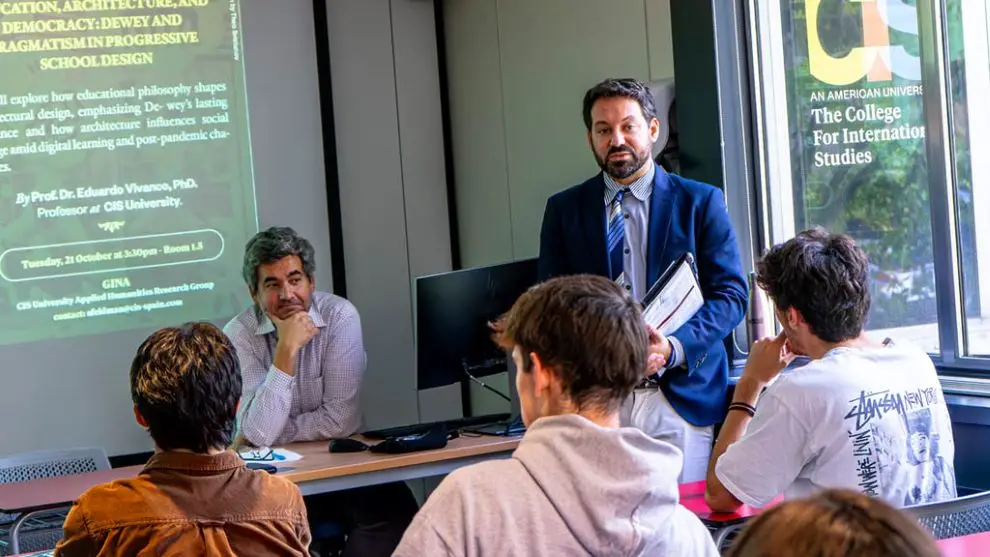 Carrera universitaria en inglés